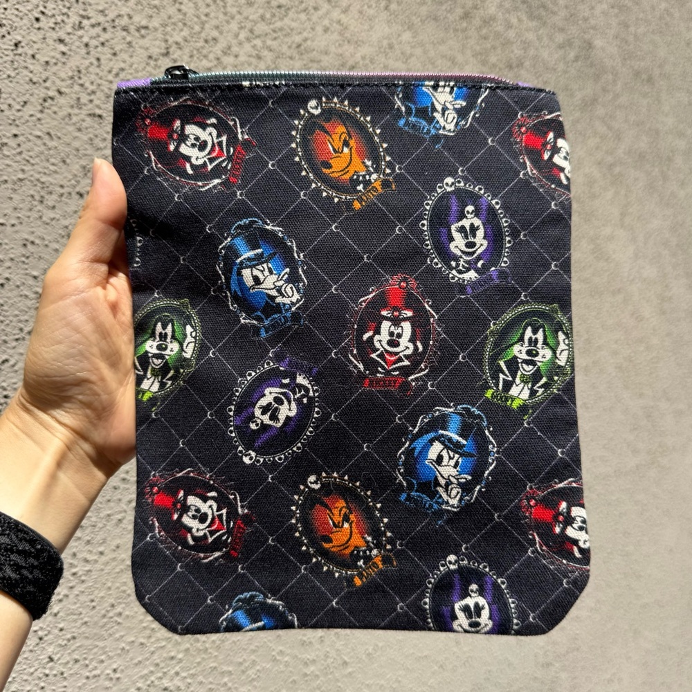 Disney Parks Halloween Haunted Mansion Mickey & Friends Small Crossbody Bag
